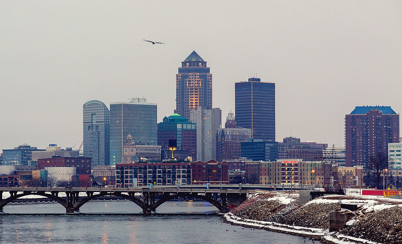 Des Moines, Iowa, community view accompanying the local property-loss and restoration guide