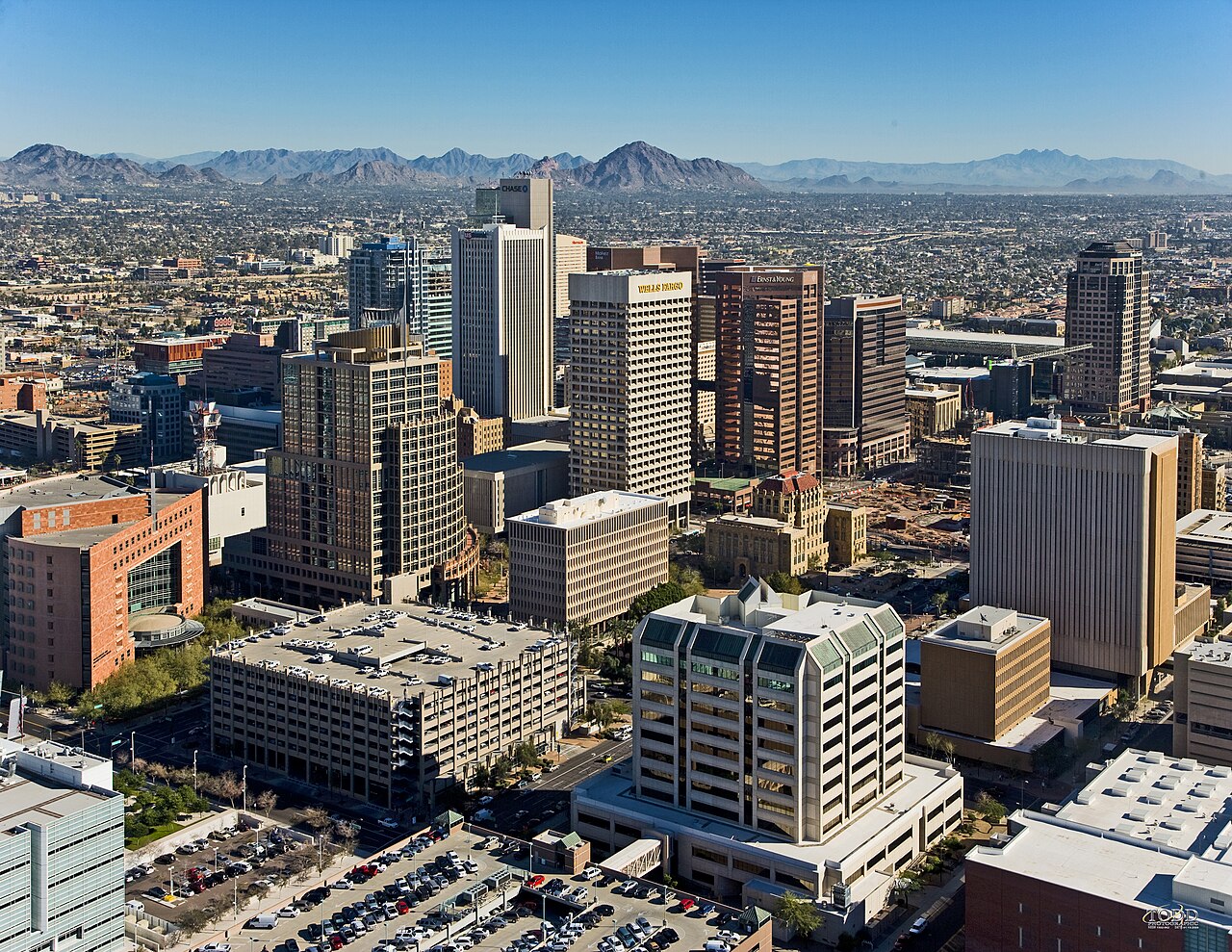 Phoenix, Arizona, community view accompanying the local property-loss and restoration guide
